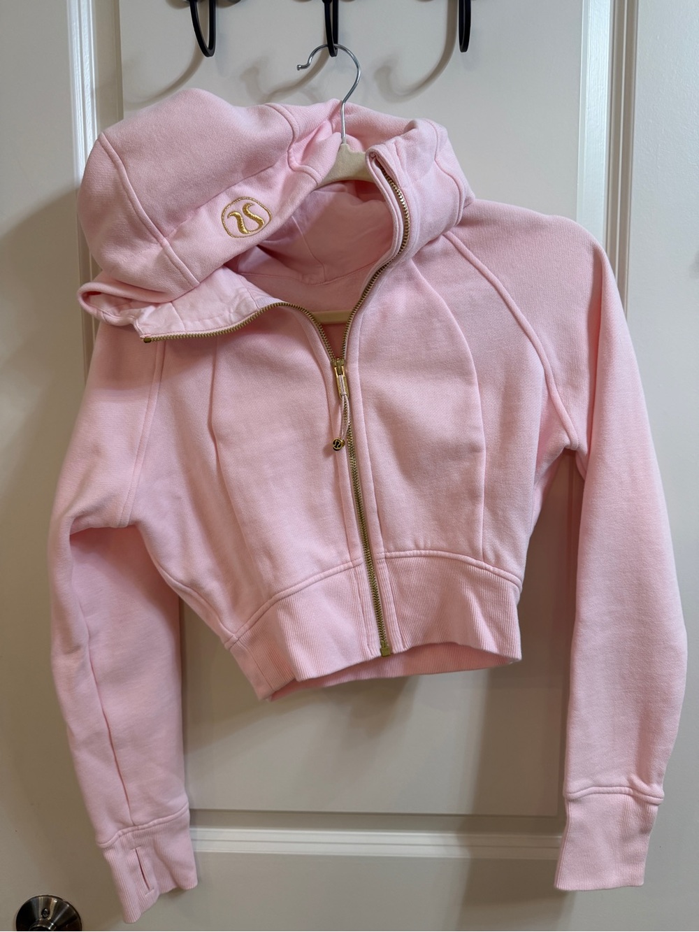 Lululemon Cropped Scuba Light Pink Hooded Zip Jacket - Picture 5 of 5